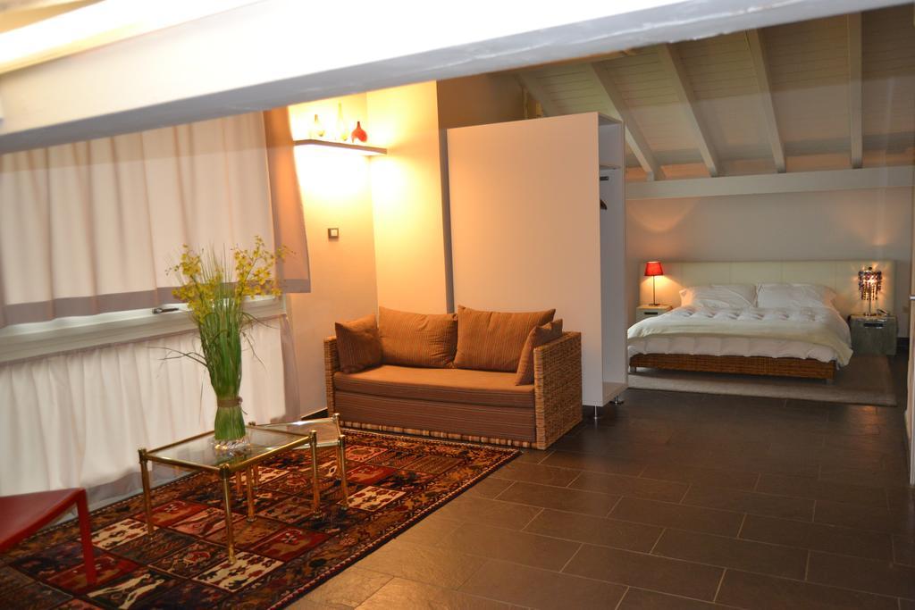 Relais Borgo Del Gallo أكوي تيرمي الغرفة الصورة
